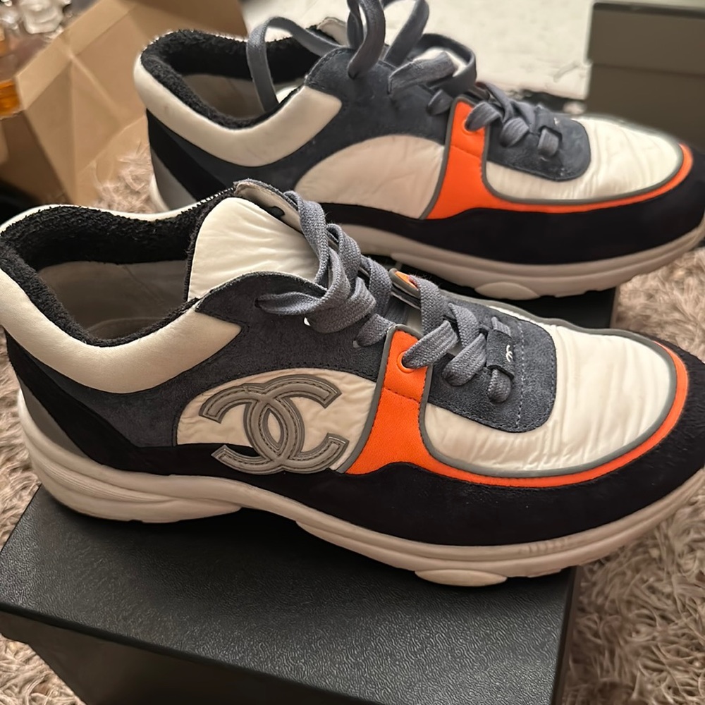 Chanel sneakers 39